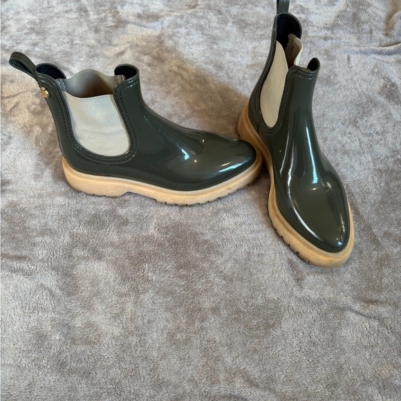 Stylish Green Women's Winter Boots - Picture 2 of 7